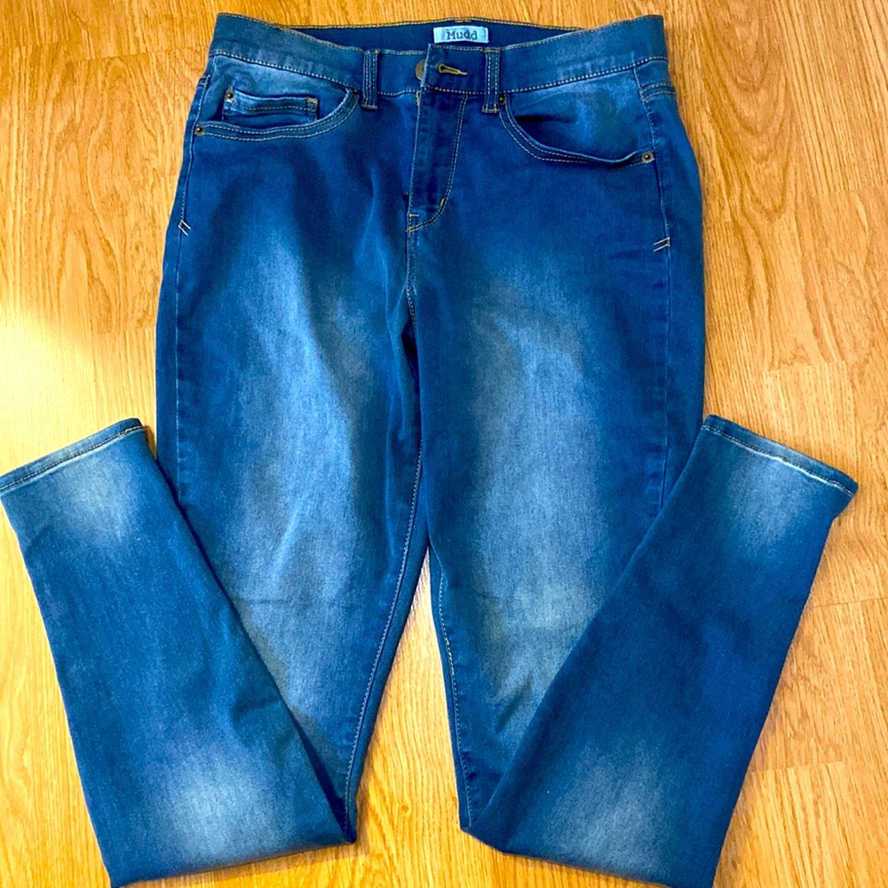 Mudd sz 9 skinny stretchy jeans